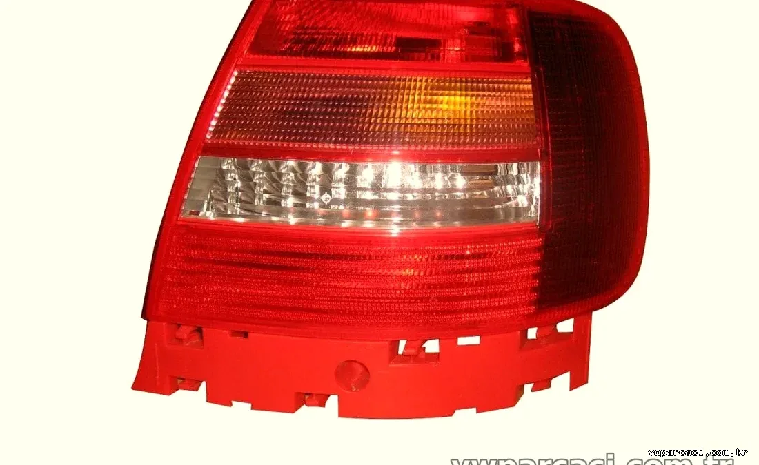 Stop Sağ Ara Kasa - Audi A4 - DEPO - 8D0945112D