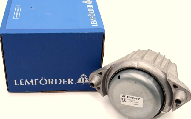 LEMFORDER 3557401 | Sağ Motor Kulağı Mercedes C-Serisi (W204) E-Serisi (W212) C250 E250 CDI M651 07-16