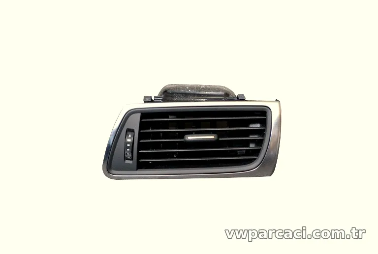 Sağ Havalandırma - Audi A 7 - 2011 - 2014 - Orjinal - 4G8820902