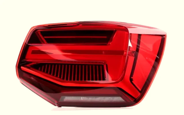 Audi Q2 2016-2020 Arası 1.6 Dizel Sağ Arka Stop Lambası Ledli – Valeo (VALEO 047090)