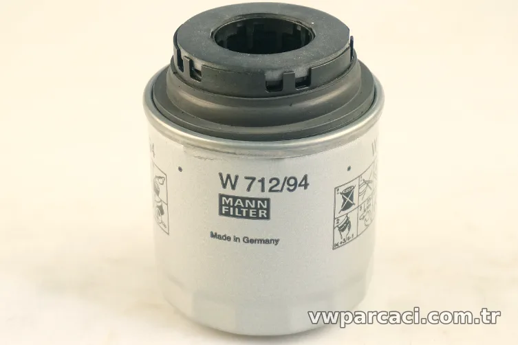 Yağ Filtresi - CBZB - Motor - 1.2 TDİ - Octavia - 2009 - 2013 - BOSCH - 03C115561D-2