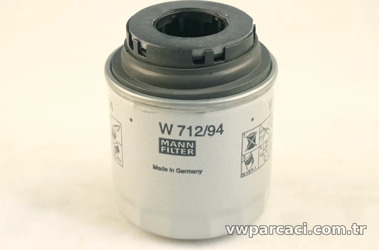 Yağ Filtresi - CLSA - Motor - 1.6 TDİ - Polo - 2013 - 2020 - BOSCH - 03C115561D-20