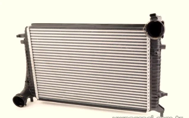 İTHAL İntercol Radyatörü – BLS – Motor – 2.0 TDI – Audi A3 – 2004 – 2013
