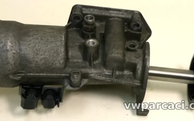 İTHAL Yağ Filitre Tutucusu – 2.0 TDİ – Golf – 2009 – 2011