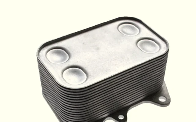 Yağ Soğutucu -CFHB-CFHC- Motor – 2.0 TDİ – Scirocco -2009-2014 – 03L117021C-24