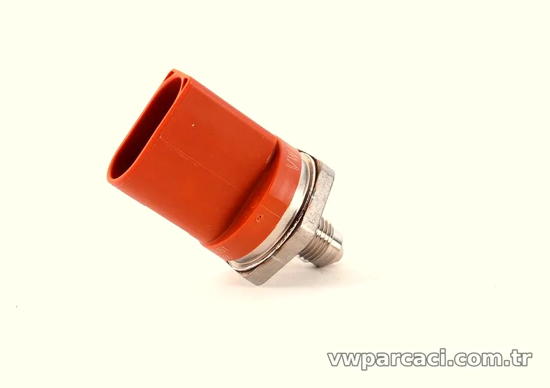 Motor Benzin Pompa Basınç Müşürü - CGNA - Motor - 4.2 TDI - Touareg - 2011 - 2012 - Orjinal - 06J906051D-25