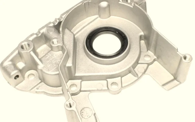 Motor Sızdırmaz Flanş – BSE – Motor – 1.6 TDI – Golf – 2009 – 2011 – 038103151H-23